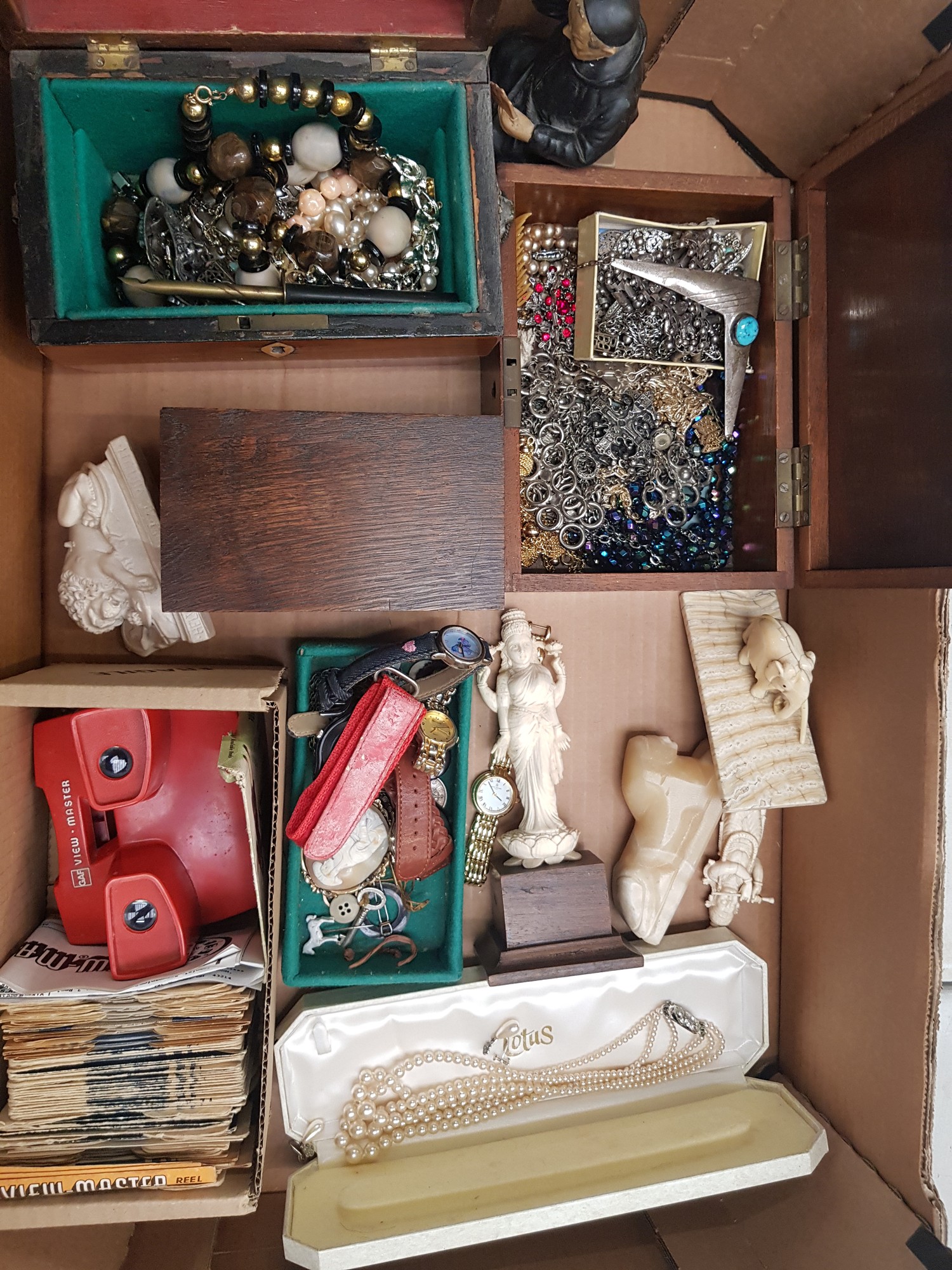 A mixed collection of items to include vintage wooden boxes containing costume Jewellery some silver - Image 2 of 2