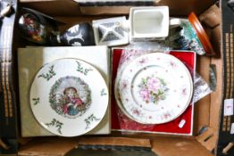 A mixed collection of items to include Wedgwood black bud vase, Wade teapot, boxed Royal Doulton