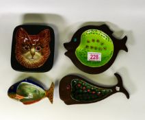 Four Beswick Dishes, stylised fish and whale examples together with cat dish 2236 and fish dish 1304