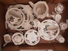 Wedgwood mandarin pattern 22 piece Teaset together with set of 6 cereal bowls