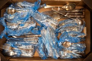 A large collection of George Butler Heirloom Collection & similar loose cutlery