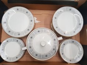 Noritake Nile Part Dinner Set (23 pieces)- 1 Tray