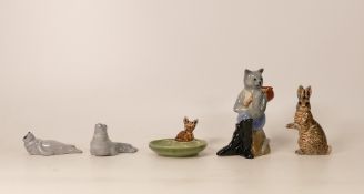 A collection of Wade items to include Dick Whittington Cat, Fawn Ashtray, large hare, & two sealions