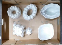 Six Shelley jelly moulds to include Armodillo, crayfish, star, cecil, Westminster and French (6)