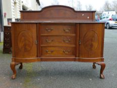 Late 19th / Early 20th Sideboard on Ball and Claw Feet. Height: 126cm Length: 152cm