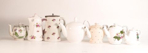 Shelley teapots and hot water jugs to include patterns 14053, 2295, 8112, 7366 etc ( 7 pieces)