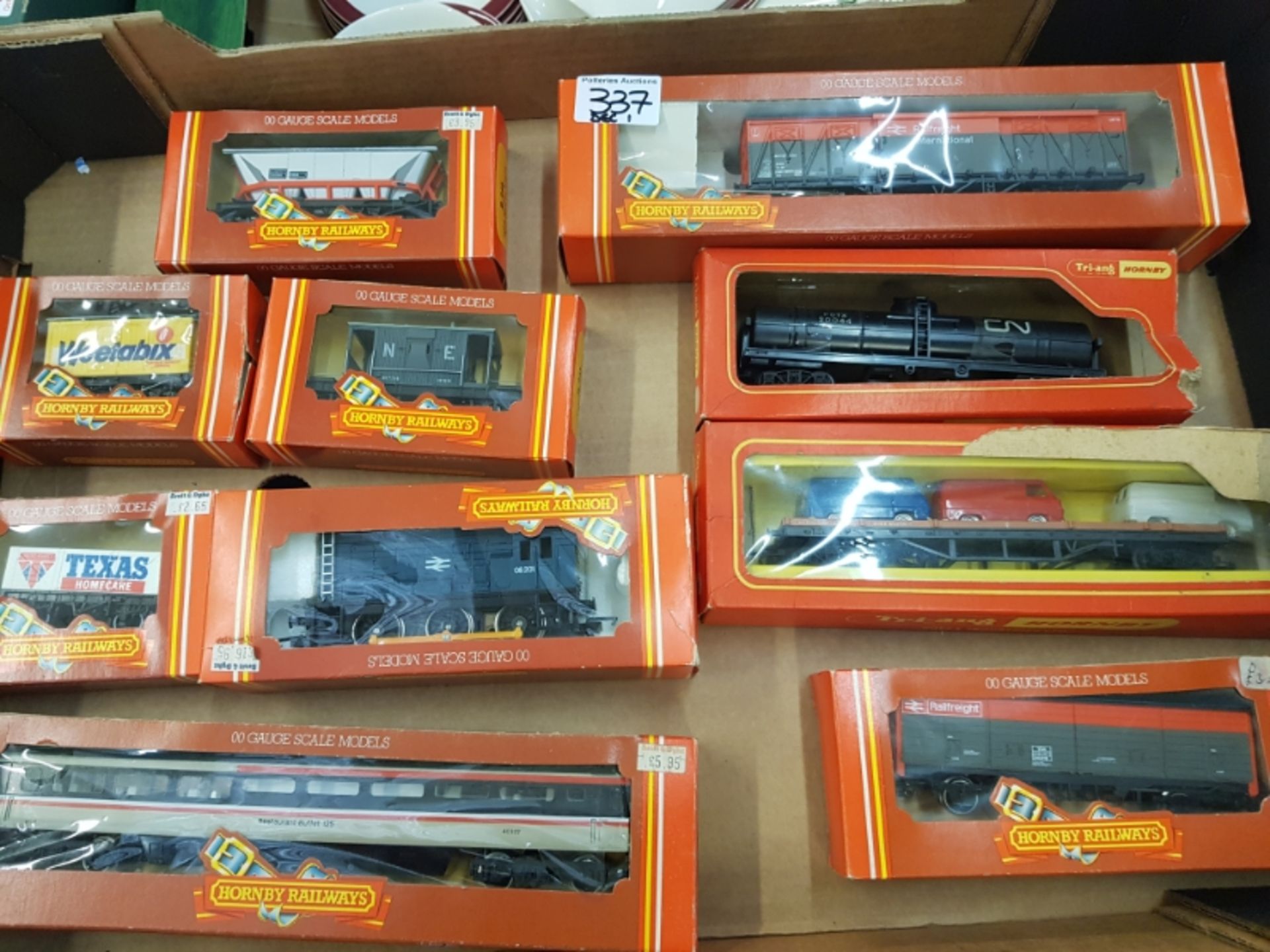 A collection of Hornby & Triang Hornby 00 gauge scale models to include R.247 closed van, R.490