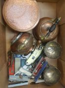 Mixed collection of metal ware items to include copper kettles, boxed spoon set, silver plated bowls