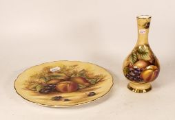 Aynsley Orchard Gold Patterned Cabinet Plate & Vase, diameter of largest 20.5cm(2)