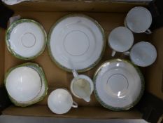 Salisbury Crown China part tea set to include six Dinner Plates, four Side Plates, five Saucers,