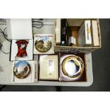 A collection of decorative boxed wall plates to include Norman Rockwell, Firenze Italia, Seltman