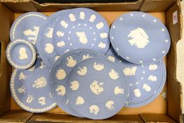 Wedgwood jasperware wall plates to include Montrel Olympiad, London, Churchill, American