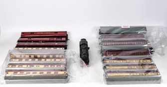 A Rare Wrenn W2279/5P OO Gauge BR Black 2-6-4 Standard 4MT 80151 together with a Collection of