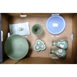 Wedgwood green jasper ware fruit bowl, pair of bud vases, blue jasperware plate etc ( 1 tray)