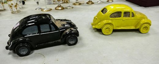Wade Novelty VW Beetle theme Model & Lamp Base, length of largest 27cm(2)