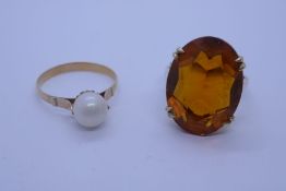 9ct yellow gold ladies cocktail ring set large oval mixed cut citrine, marked with 375 together with