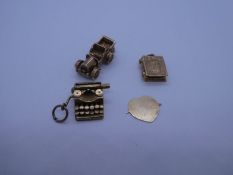 9ct gold typewriter charm, 9ct gold car charm 9ct gold bible charm, etc, 10.6g approx
