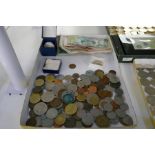 Small quantity of United Kingdom and Worldwide bank notes and coins