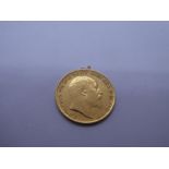 22ct yellow gold 1907 half Sovereign, Edward VII and George and the Dragon