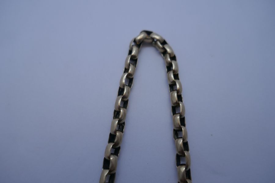 Unmarked yellow metal, 9ct gold, belcher bracelet, 18cm, clasp, possibly made from a necklace, appro - Image 2 of 3