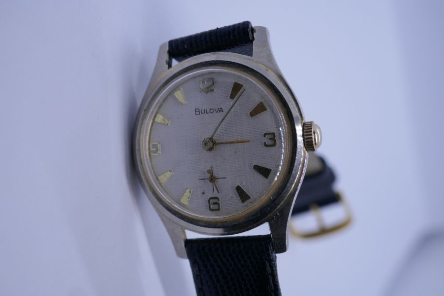 Bulova; vintage gents stainless steel Bulova wristwatch, model 195880 on black leather strap togethe - Image 4 of 5