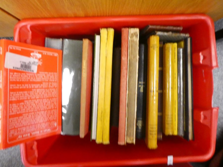 A good lot of military books and ephemera, mainly relating to the Hampshire Regiment (3 boxes) - Image 24 of 27