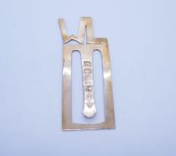 9ct yellow gold page marker with initials 'WL', hallmarked London, maker PEH, Pamela E Hazall, appro