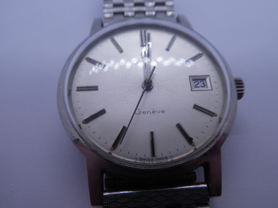 OMEGA, a gent's Stainless Steel Omega Geneve wristwatch, with silvered dial, baton markers and date - Image 2 of 5