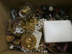 Large box of vintage costume jewellery to incl . necklaces brooches hat pins etc