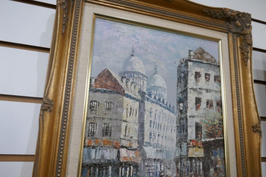 Pair of oil on canvas pictures depicting street scenes in Europe - Bild 3 aus 5