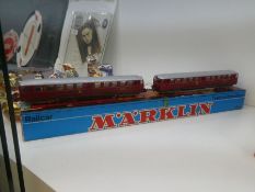 Marklin Spur HO; HAMO 8376 boxed twin carriage and one other twin carriage by Sima iTALY (no box)