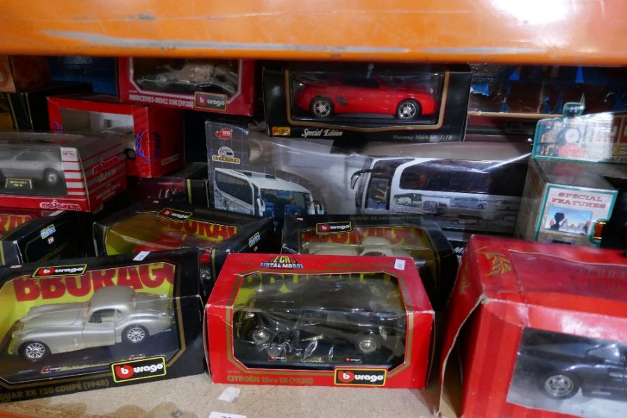 A quantity of 1:18 scale car models, mainly Burago, and other vehicles - Image 2 of 7