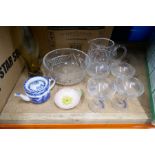 A sundry lot including crested china