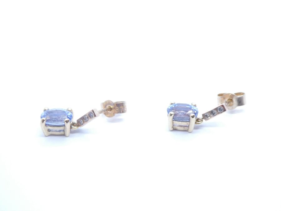 Pair of 18ct yellow gold sapphire and diamond earrings, each set 2 oval cut sapphires each approx 2. - Image 3 of 3