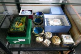 A Russian lacquer box, Wedgwood items and sundry