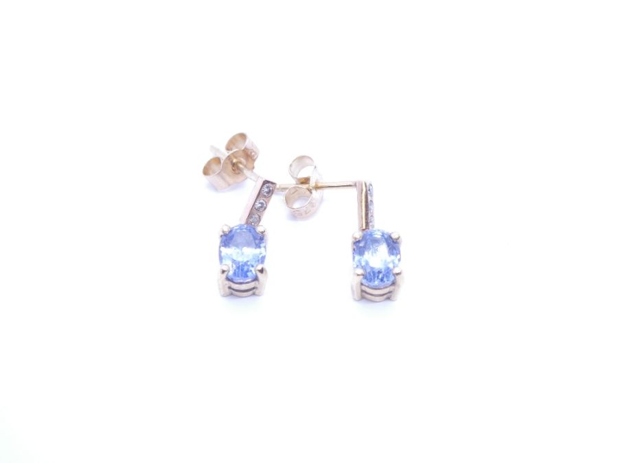 Pair of 18ct yellow gold sapphire and diamond earrings, each set 2 oval cut sapphires each approx 2. - Image 2 of 3
