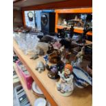 A sundry lot including china and glassware