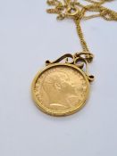 9ct yellow gold necklace hung 9ct gold mounted half Sovereign dated 1910, Edward VII & George & The