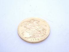 22ct yellow gold Full Sovereign, dated 1928, George V & The Dragon, South Africa Mint