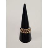 9ct yellow gold knot design ring size S, approx 3.6, marks worn