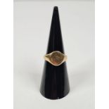 9ct yellow gold signet ring with oval panel, inscribed with letter 'S', size L, approx 2.66g