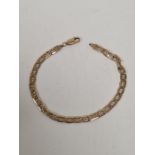 9ct yellow gold curblink fancy design bracelet, 19cm marked 375, approx 3.23g