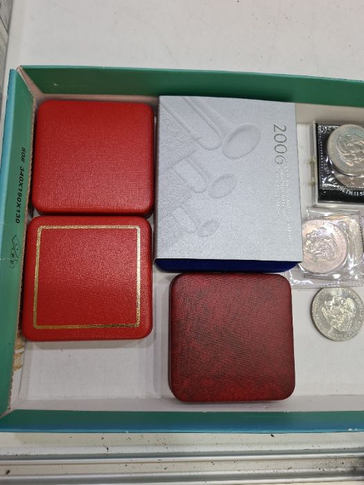 Four Royal Mint silver proof commemorative crowns and quantity of other crowns - Image 2 of 3