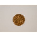 22ct yellow gold Full Sovereign dated 1900, Veiled head Victoria, George and the Dragon