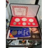 A Royal Canadian Mint Cayman Islands proof set and other coins (a small quantity)