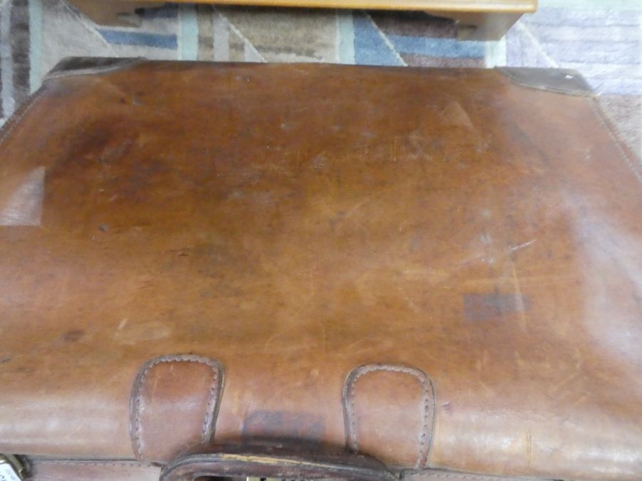 An old leather tan suitcase with combination lock - Image 3 of 3
