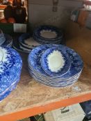 A quantity of early 20th Century blue and white dinnerware, Dundee pattern