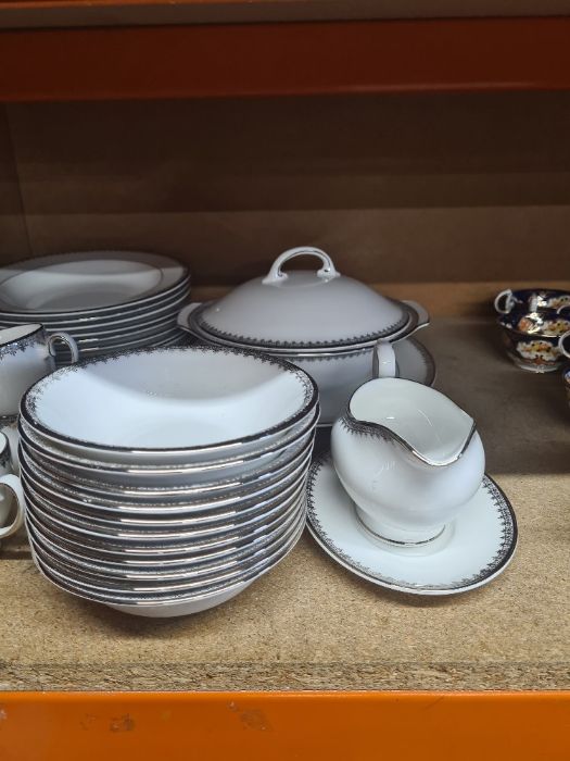 A quantity of Royal Grafton dinner and teaware - Image 8 of 10