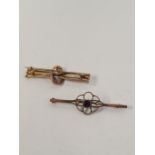 Antique 9ct bar brooch, marked 375, and a 9ct brooch with open work floral panel round amethyst and
