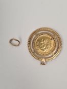 9ct yellow gold mounted 22ct Mexican 2.5 Peso piece dated 1945, with Spread winged bird 'Estado Unid